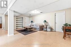 Large family room - 