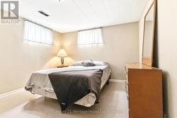 Lower bedroom - 