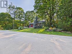MANY MANY UPGRADES & LOCATION PLUS!!!!! - 