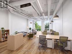 209 - 1670 NORTH SERVICE ROAD Oakville, ON L6H 7G3