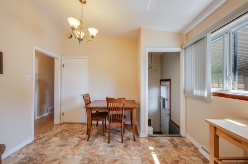 Salle à manger - 6030 Rue Arthur, Brossard, QC - Indoor Photo Showing Dining Room
