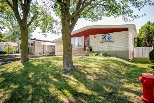 Façade - 6030 Rue Arthur, Brossard, QC - Outdoor