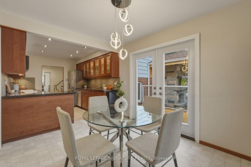 1843 Stonepath Crescent, Mississauga, ON - Indoor Photo Showing Dining Room