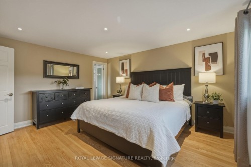 1843 Stonepath Crescent, Mississauga, ON - Indoor Photo Showing Bedroom