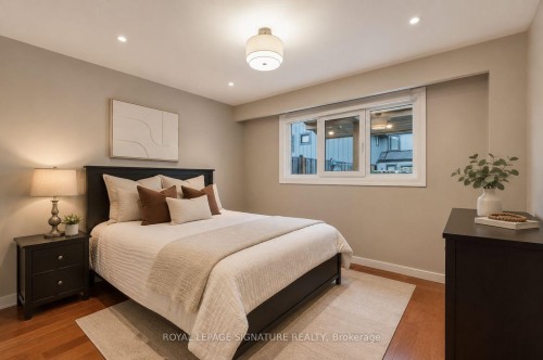 1843 Stonepath Crescent, Mississauga, ON - Indoor Photo Showing Bedroom