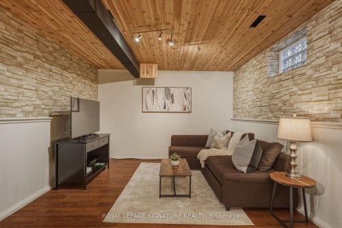 1843 Stonepath Crescent, Mississauga, ON - Indoor