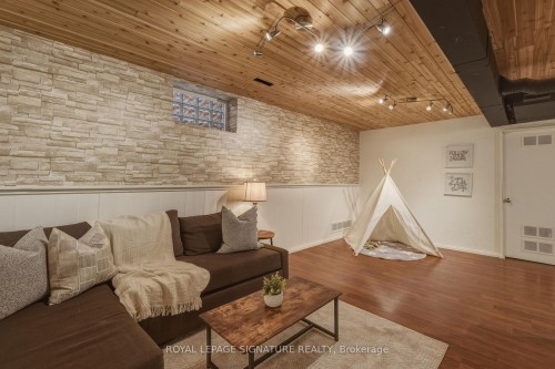 1843 Stonepath Crescent, Mississauga, ON - Indoor Photo Showing Other Room