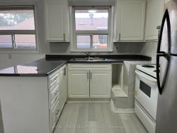 23 Allanford Road  Toronto, ON M1T 2N2