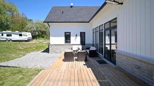 521 Old York Road, Burlington, ON - Outdoor With Deck Patio Veranda With Exterior