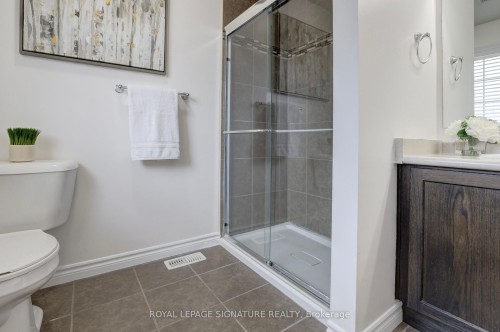 155 William Street, Waterloo, ON - Indoor Photo Showing Bathroom