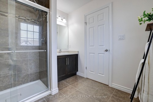 155 William Street, Waterloo, ON - Indoor Photo Showing Bathroom