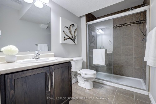 155 William Street, Waterloo, ON - Indoor Photo Showing Bathroom