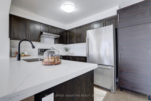 155 William Street, Waterloo, ON - Indoor Photo Showing Kitchen