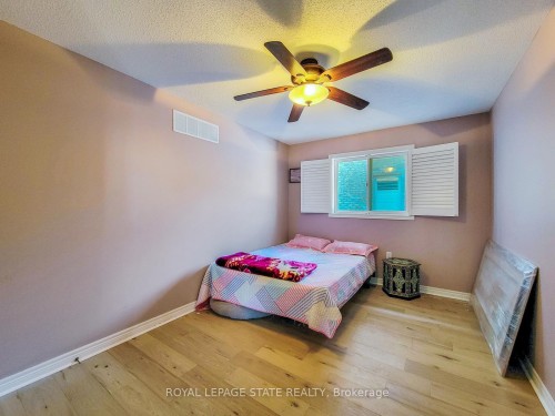 86 Margaret Avenue, Hamilton, ON - Indoor Photo Showing Bedroom