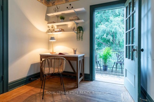 90 Blake Street, Hamilton, ON - Indoor Photo Showing Other Room