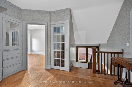 90 Blake Street, Hamilton, ON - Indoor Photo Showing Other Room