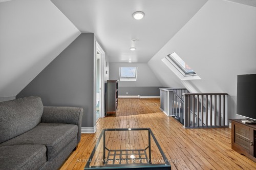 90 Blake Street, Hamilton, ON - Indoor