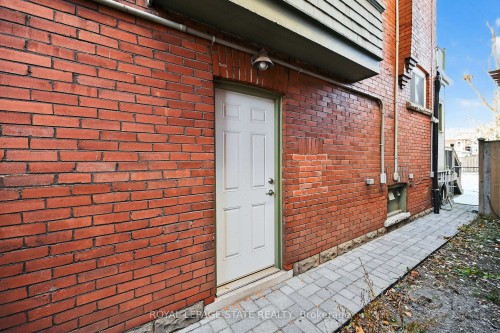 90 Blake Street, Hamilton, ON - Outdoor With Exterior