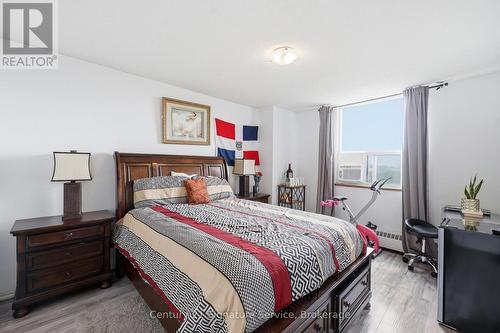 610 - 1250 Bridletowne Circle, Toronto, ON - Indoor Photo Showing Bedroom