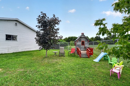 Cour - 801 9E Avenue, Saint-Lin/Laurentides, QC - Outdoor