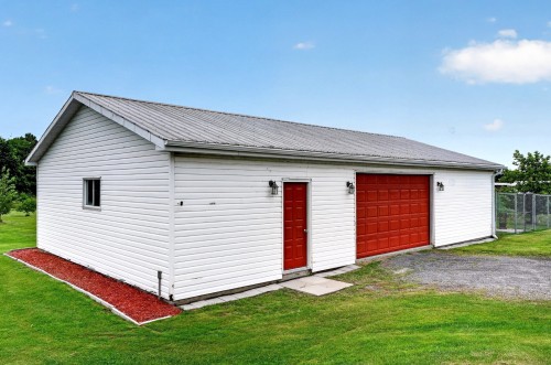 Garage - 801 9E Avenue, Saint-Lin/Laurentides, QC - Outdoor With Exterior