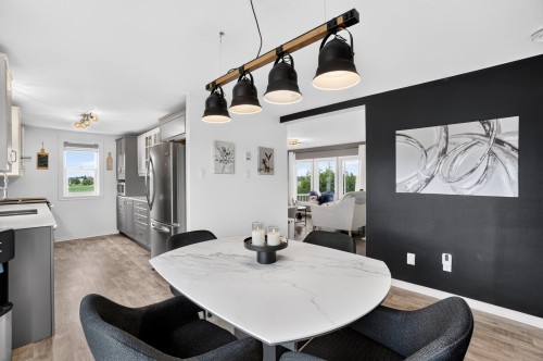 Salle à manger - 801 9E Avenue, Saint-Lin/Laurentides, QC - Indoor Photo Showing Dining Room