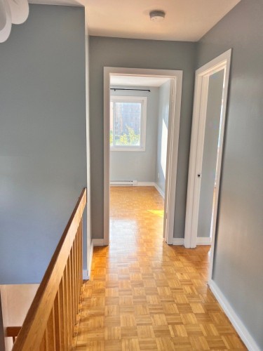 Corridor - 825 Rue Schubert, Brossard, QC - Indoor Photo Showing Other Room
