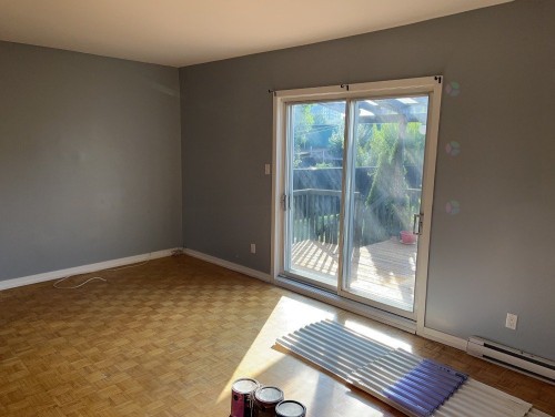 Salon - 825 Rue Schubert, Brossard, QC - Indoor Photo Showing Other Room