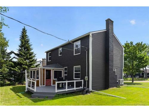 16 Irwin St, Riverview, NB 