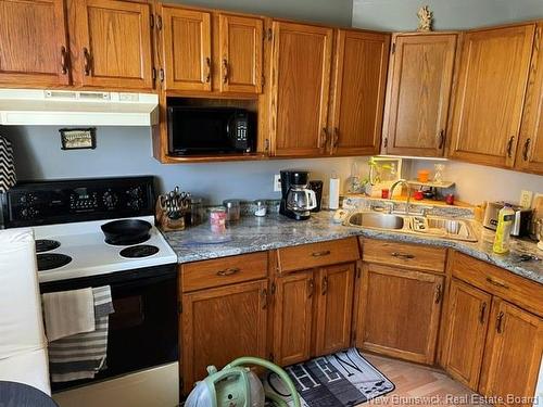 46 Prince St, Saint John, NB - Indoor Photo Showing Kitchen