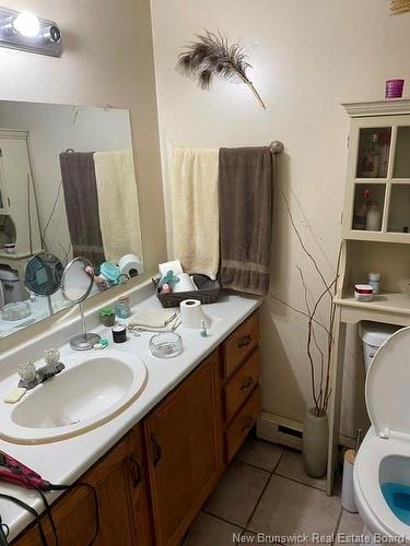 46 Prince St, Saint John, NB - Indoor Photo Showing Bathroom