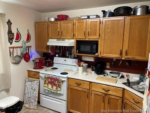 46 Prince St, Saint John, NB - Indoor Photo Showing Kitchen