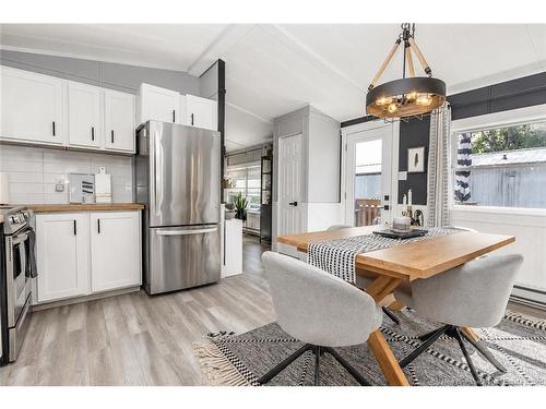 6 Holly Crt, Lincoln, NB 