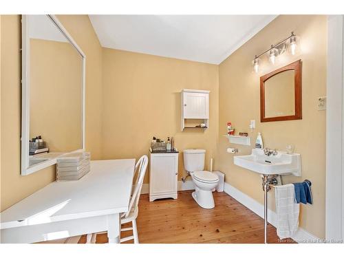3900 Route 114, Hopewell Cape, NB 