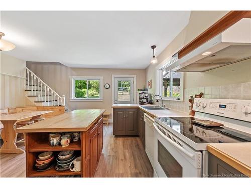 3900 Route 114, Hopewell Cape, NB 