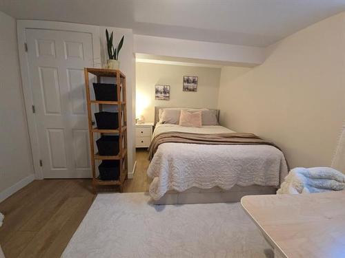 453 Rita St, Winnipeg, MB - Indoor Photo Showing Bedroom