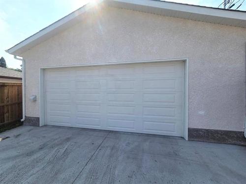 453 Rita St, Winnipeg, MB - Outdoor With Exterior