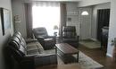 453 Rita St, Winnipeg, MB  - Indoor Photo Showing Living Room 