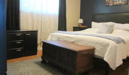 453 Rita St, Winnipeg, MB - Indoor Photo Showing Bedroom