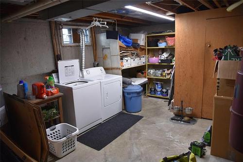 555 Bronx Ave, Winnipeg, MB - Indoor