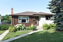 555 Bronx AVE  Winnipeg, MB R2K 0Z3