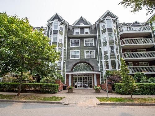 204 1041 Wellington Street  Halifax, NS B3H 4P5