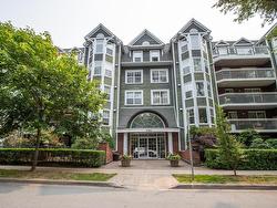 204 1041 Wellington Street Halifax, NS B3H 4P5