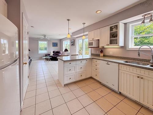 6 Stanford Lake Road, Chester, NS - Indoor Photo Showing Kitchen