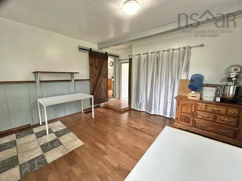 197 Highway 2, Brookfield, NS - Indoor