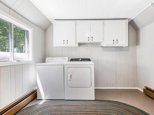20 Pine Street, Bridgewater, NS - Indoor Photo Showing Laundry Room