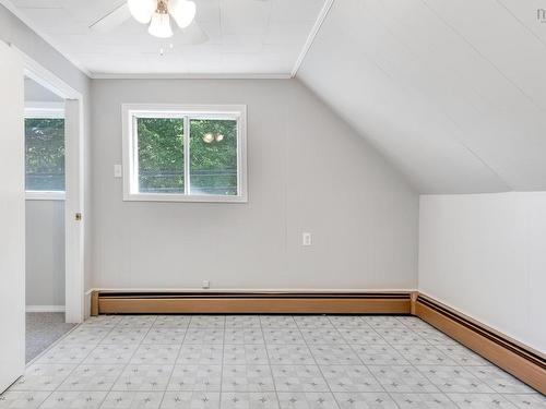 20 Pine Street, Bridgewater, NS - Indoor Photo Showing Other Room