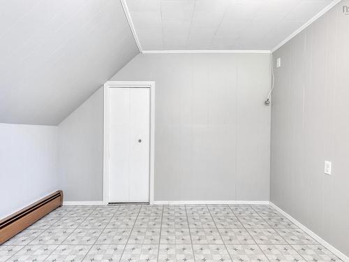 20 Pine Street, Bridgewater, NS - Indoor