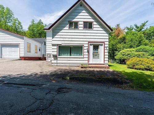 20 Pine Street, Bridgewater, NS - Outdoor