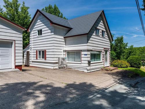 20 Pine Street, Bridgewater, NS - Outdoor